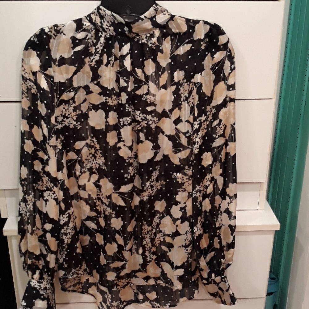 Ladies top